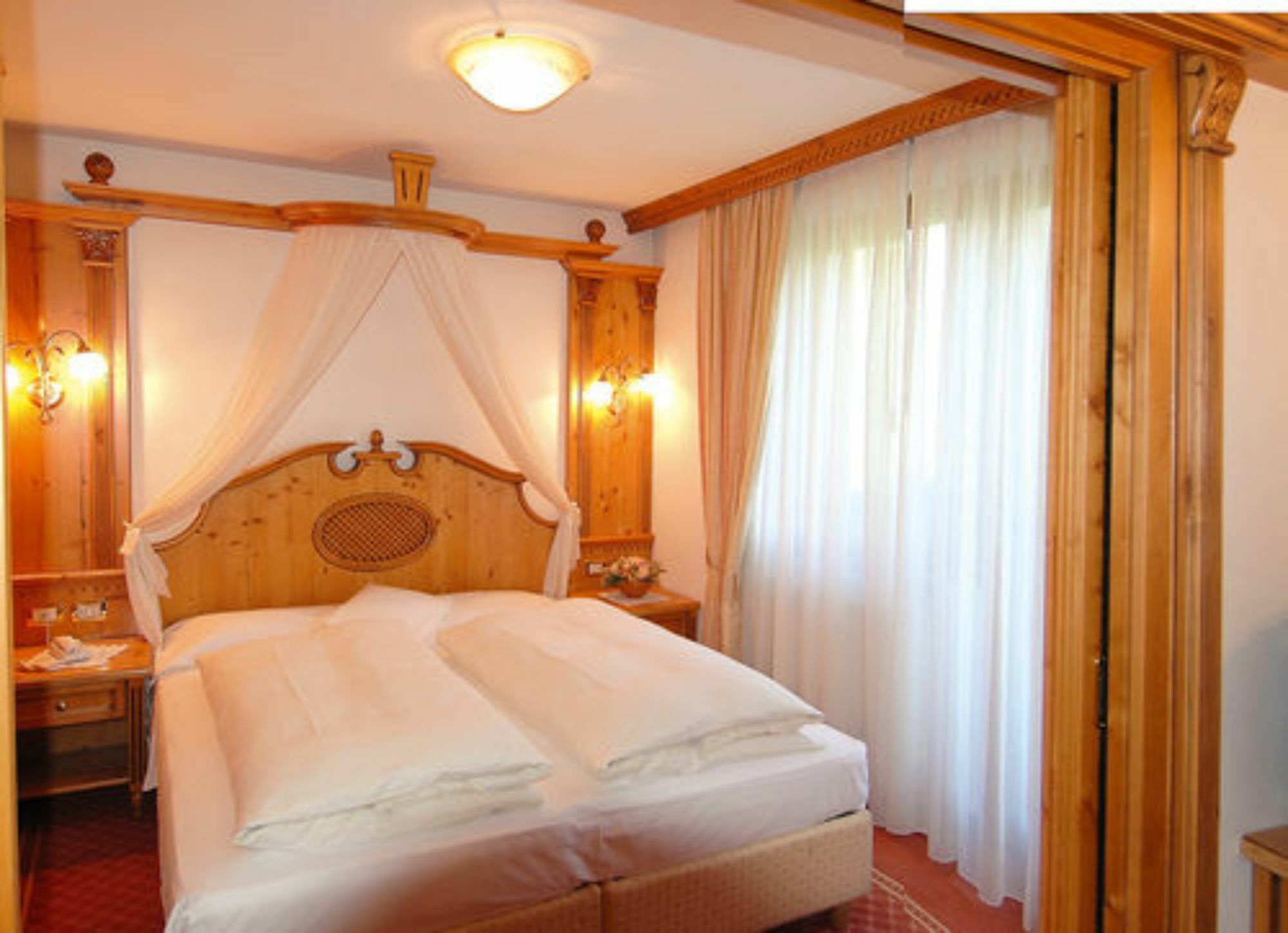 Hotel Lorenzetti Madonna Exterior foto